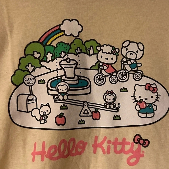 Hello kitty Sanrio tshirt recess playtime - Picture 2 of 3